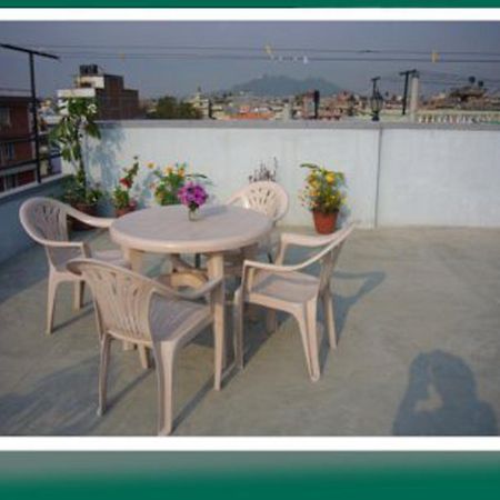 Le Rhododendron Chambres D'Hotes Kathmandu Exterior photo