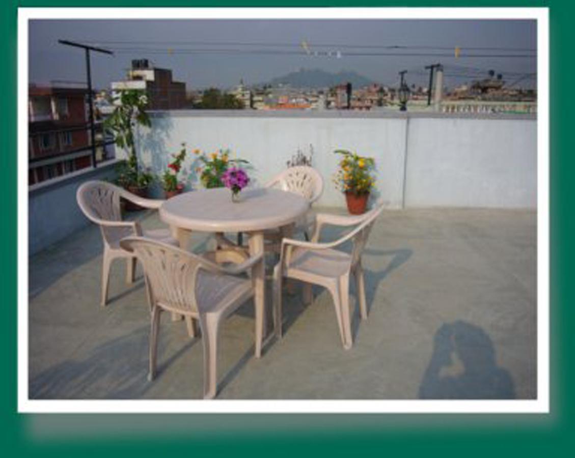 Le Rhododendron Chambres D'Hotes Kathmandu Exterior photo